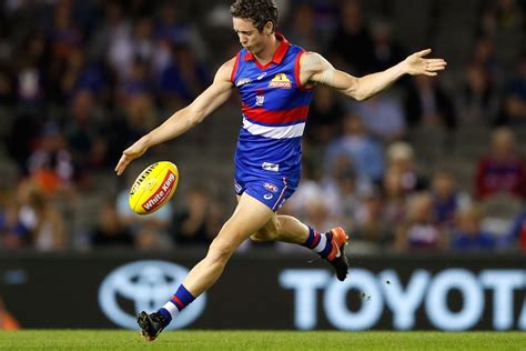 is bob murphy gay|The AFLs never had an openly gay player. Insiders say a culture。